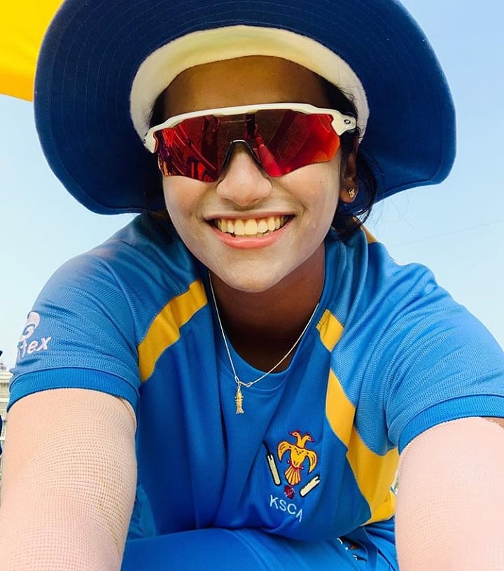 BCCIWomenLIVE's tweet photo. Happy Birthday Vanitha VR 💙
@ImVanithaVR
#VanithaVR https://t.co/x6j8xPOl0U