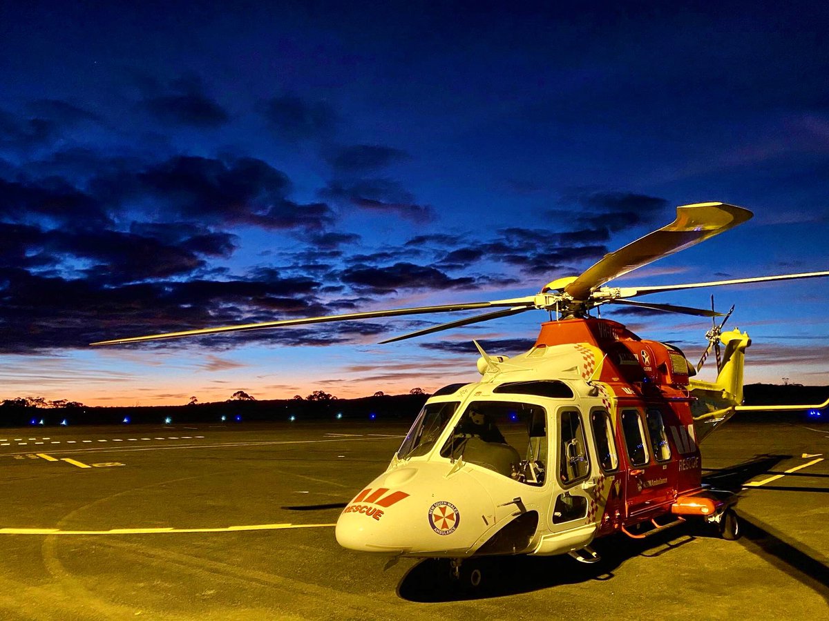 WRHS_official's tweet photo. Over the weekend the Westpac #RescueHelicopter assisted at a motor vehicle accident at #Wyee. The #Helicopter Critical Care Medical Team treated patients who were then taken via road to hospital. A male was transferred from #Armidale Hospital to John Hunter Hospital.#DoingOurPart https://t.co/shEc9RMOrA