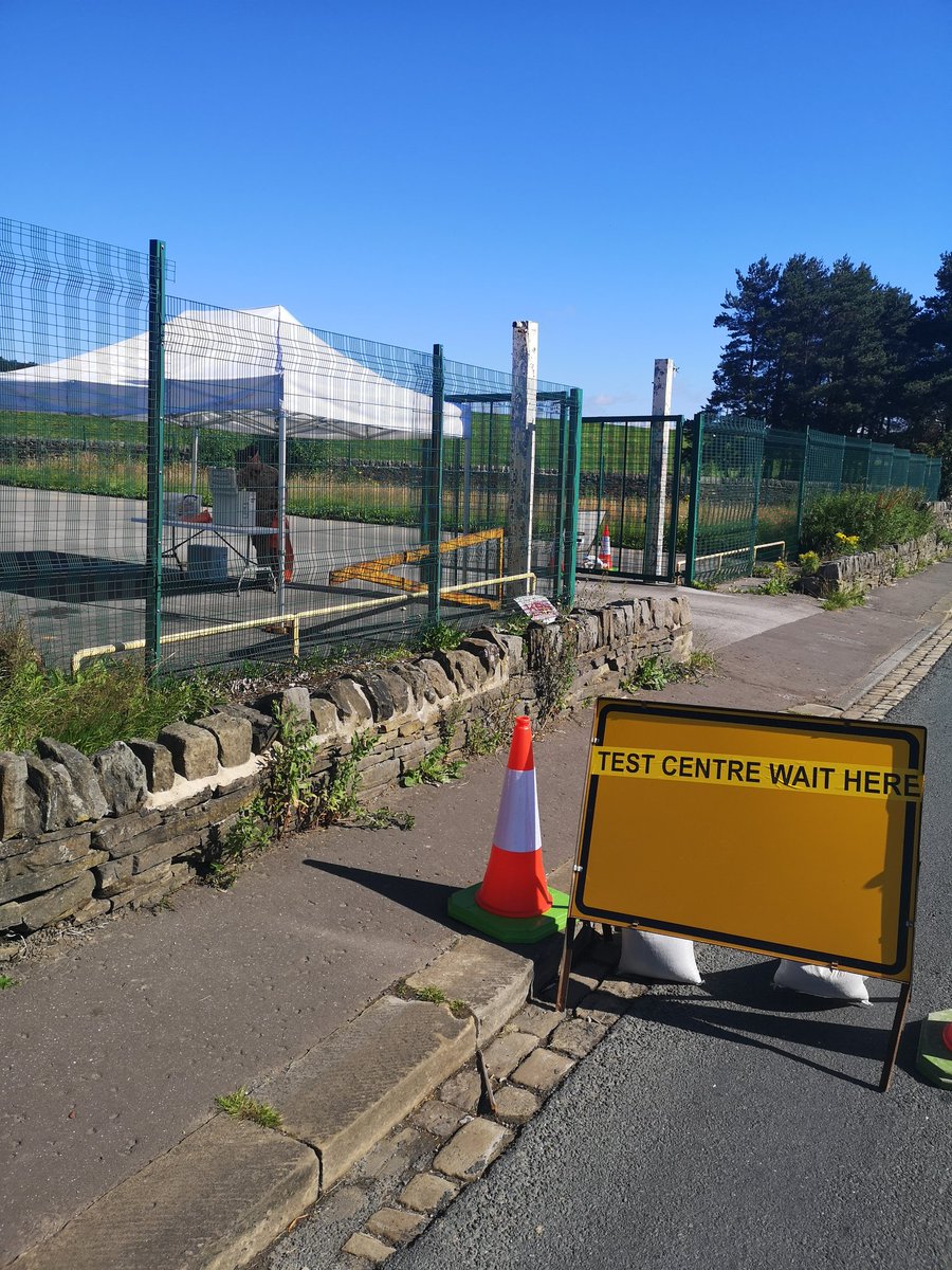 Warden316's tweet photo. Good Morning! We are back at @MixendenAC from 10am - 4pm for #COVID19 #mobiletestingunit please remember to book if you can, although today we are taking walk-ins! #keepcalderdalesafe @CMBC_CSRT @Calderdale https://t.co/tarh61hBBt