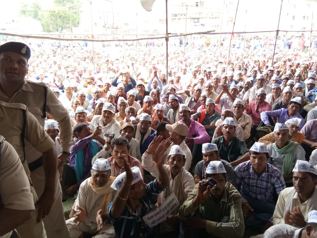 chipdhindhi's tweet photo. #paclchitfandscam 
@CBYadav_ 
@narendramodi
@AISO_INDIA 
@ashokgehlot51 
@amitshah
@nirmalasitaramanya
@CBYadav_ 

@pryadav https://t.co/rfXhq4kcgC