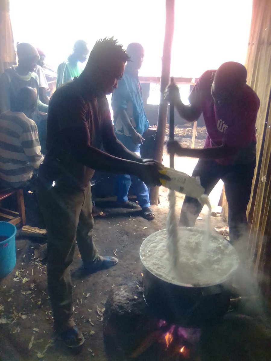 mazingirayetu's tweet photo. Preparation of meals to feed children in Gatwekera (Kibra) by Maranatha Youth group &amp; @alukhuwat are in top gear. The kids will enjoy ugali, cabbage &amp; tripe (matumbo).
#FeedAChild 
@MazingiraM @Kang4Nature @jemimah_njuki @dw_environment https://t.co/yIWMkELaln