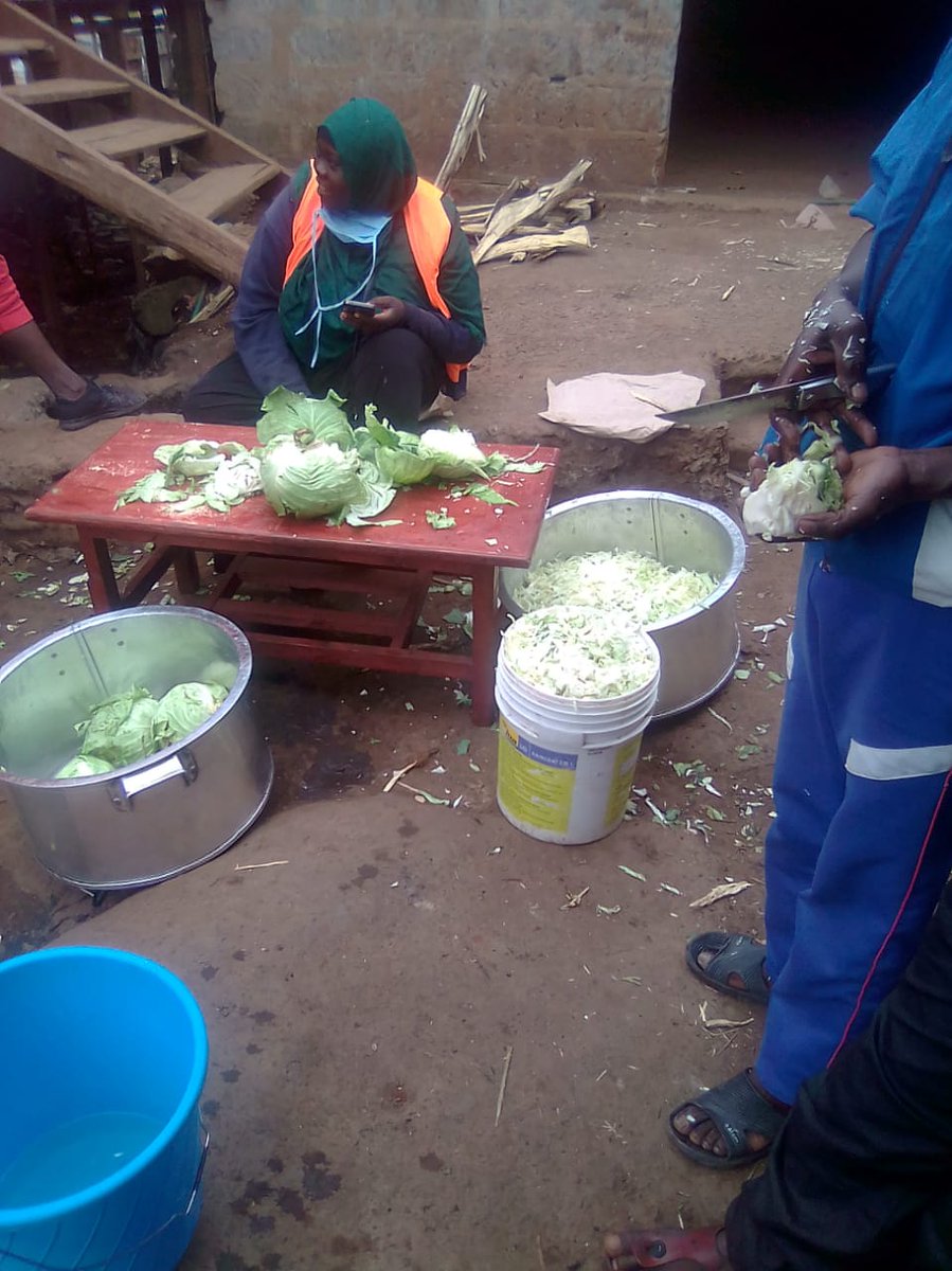 mazingirayetu's tweet photo. Preparation of meals to feed children in Gatwekera (Kibra) by Maranatha Youth group &amp; @alukhuwat are in top gear. The kids will enjoy ugali, cabbage &amp; tripe (matumbo).
#FeedAChild 
@MazingiraM @Kang4Nature @jemimah_njuki @dw_environment https://t.co/yIWMkELaln