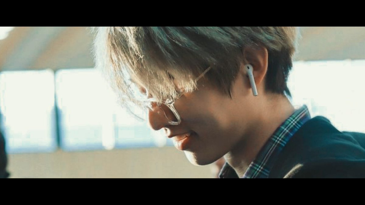 park jaehyung airport pics as movie stills- a thread