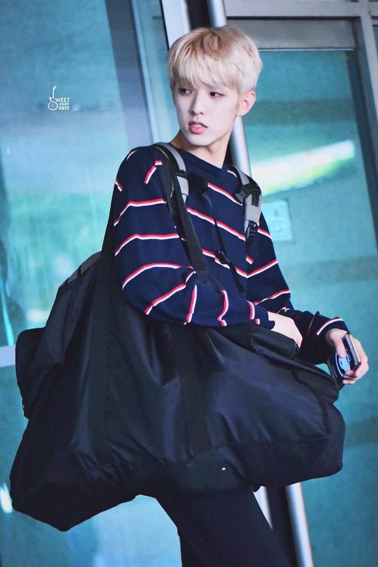 park jaehyung airport pics as movie stills- a thread