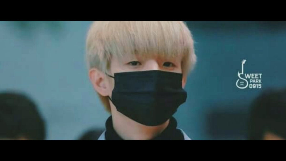 park jaehyung airport pics as movie stills- a thread