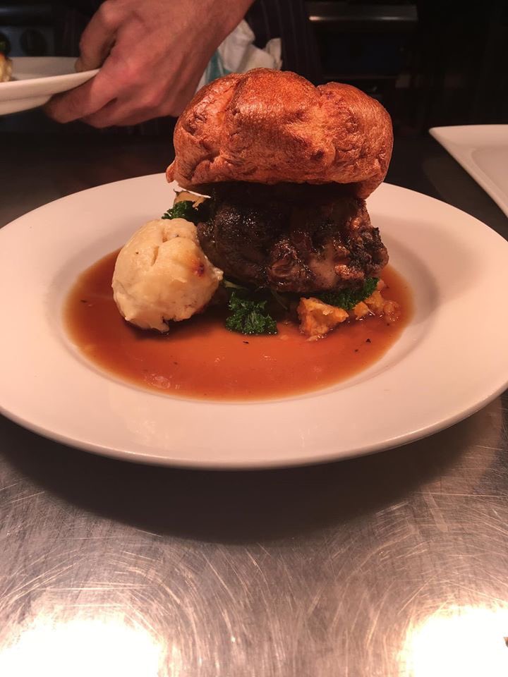 TheOldSpring's tweet image. Who’s woken up starving?

Save yourself for a delicious Sunday Roast at The Old Spring.

Book today or tomorrow morning online for Sunday lunch.

The Cambridge way to fix all hungry bellies 😍

Book online now at theoldspring.co.uk/visiting-durin…

#Cambridge #pub #Food #Sunday  #restaurant