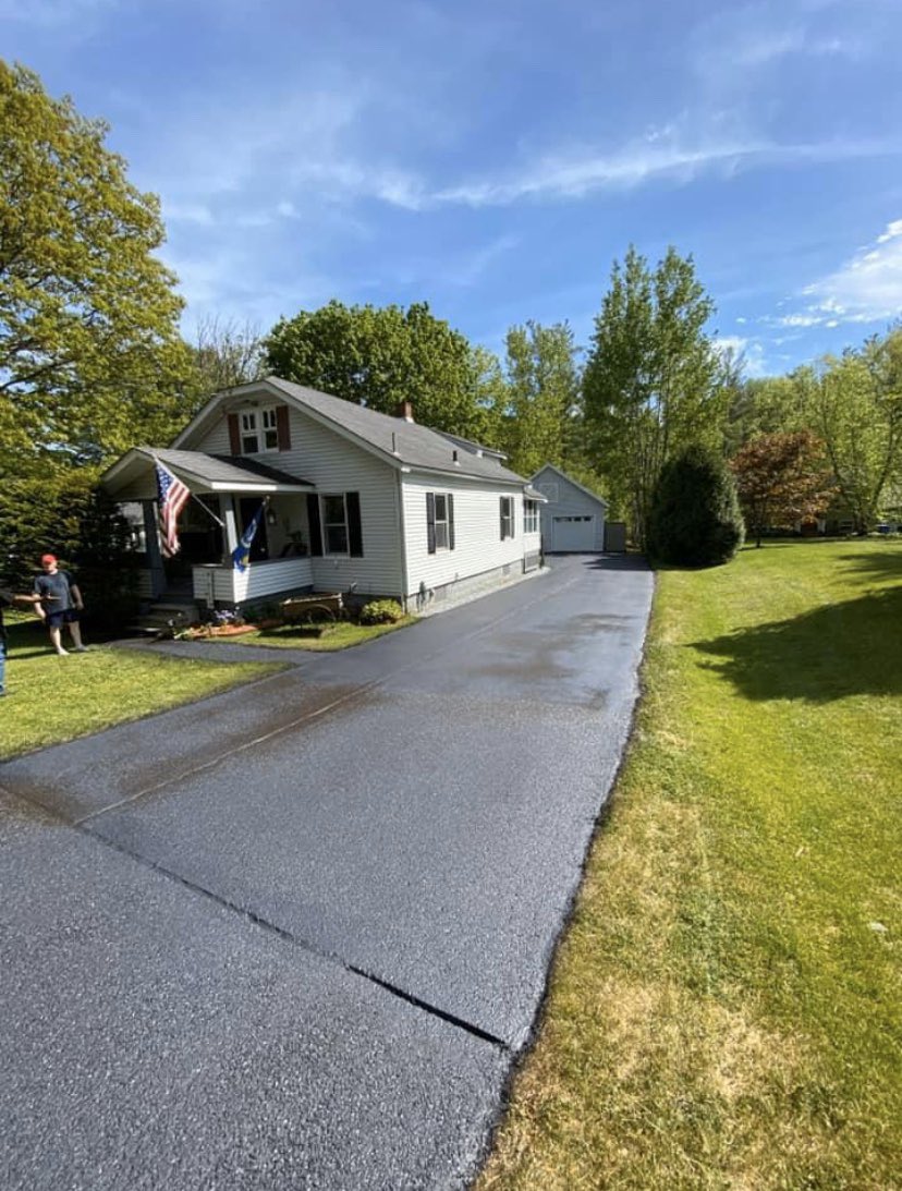 Elite seal coating commercial and residential Summer special!! Drive way repair free estimates get your quote today all work 100% guaranteed