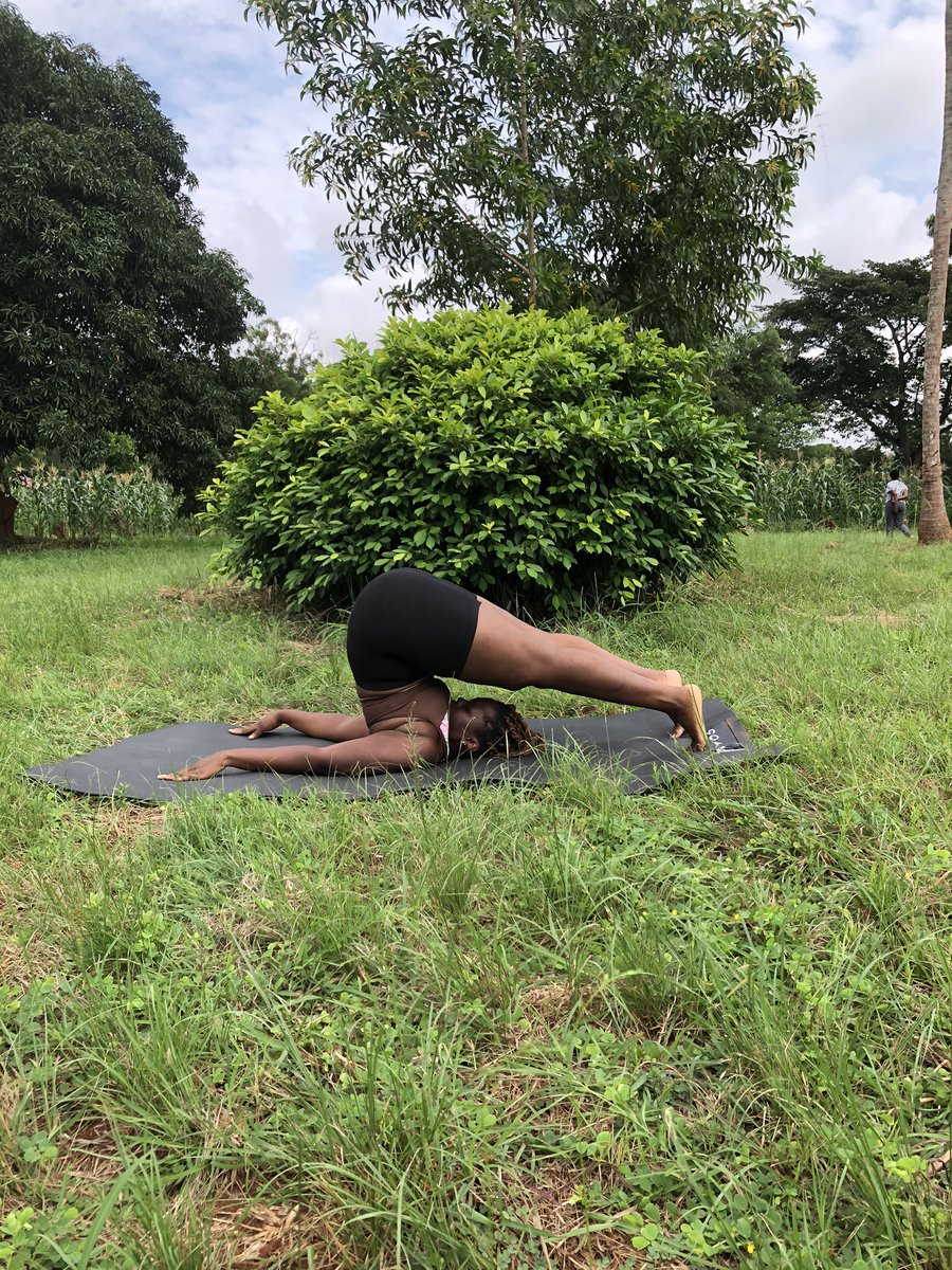 _Ode__'s tweet photo. Hi guys . I do yoga and post them on my snap I would really appreciate it if you guys would add me on snap. Adding up and viewing my snaps would be a great help. It is my hustle. Please RT my customer might be on your TL. 
The handle is maame.o https://t.co/qmzpRbzBSo