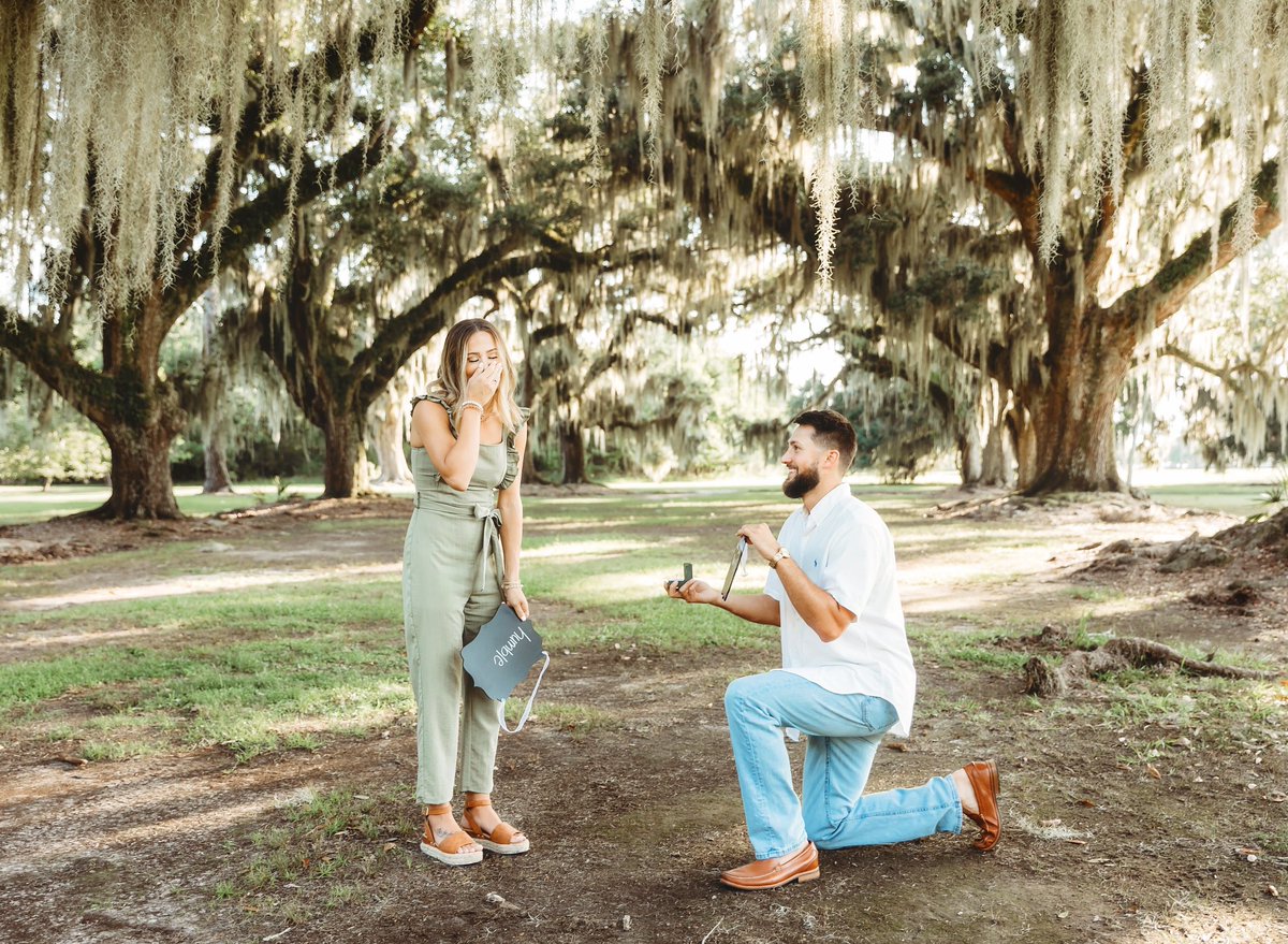 MarAddison_'s tweet photo. WE’RE ENGAGED!!!!!!!! 💍 https://t.co/pd6VB7HEC1
