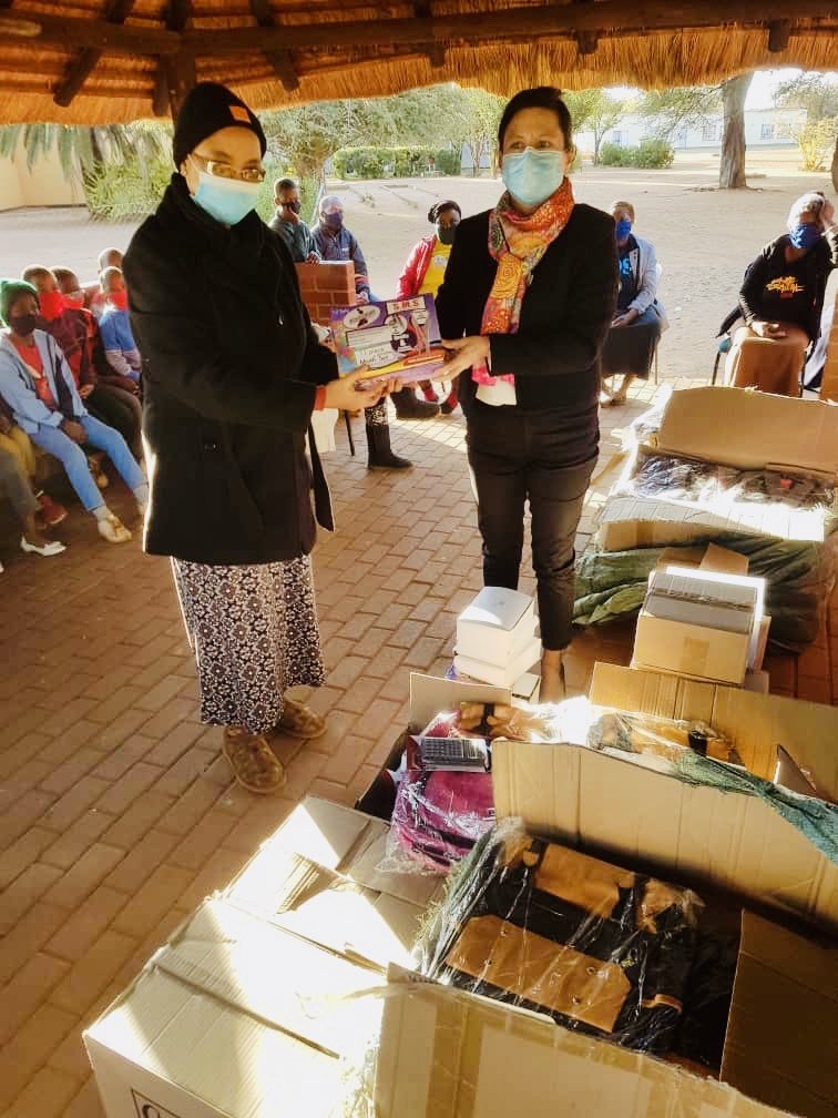 Laurence_Beau's tweet photo. Unfortunately the traditional  #BastilleDay reception could not be held this year because of #COVID19. The 🇫🇷embassy to 🇧🇼 has then decided to use the planned budget to hand over school supplies and equipment  to @SOSchildren’s village in #Tlokweng  
#education #solidarity https://t.co/b8KANO8mYc