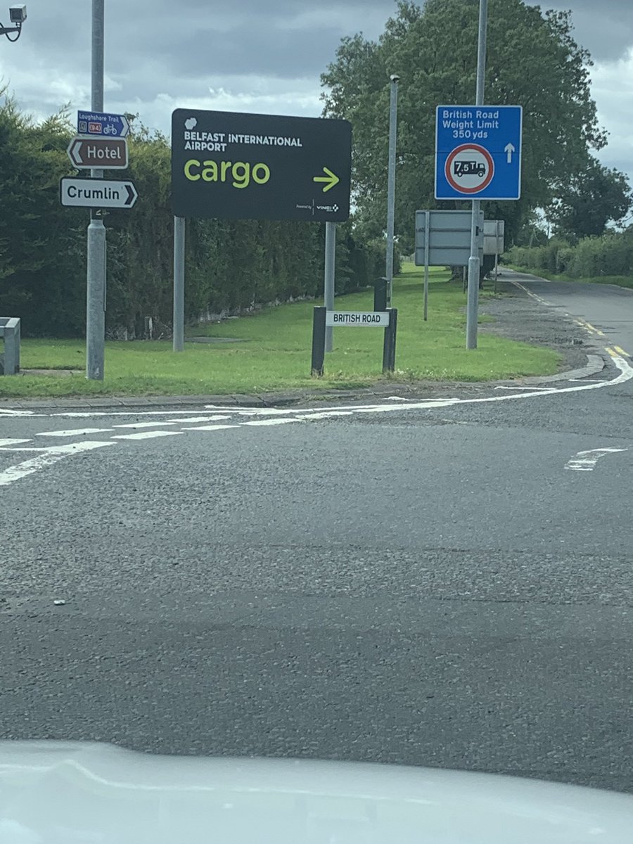 punk mum tweet media