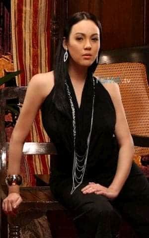 OfcClaudine's tweet photo. #ClaudineBlessedAt41
Happy birthday Claudine 
@itsmeclaudineb https://t.co/NOyQ86krnr