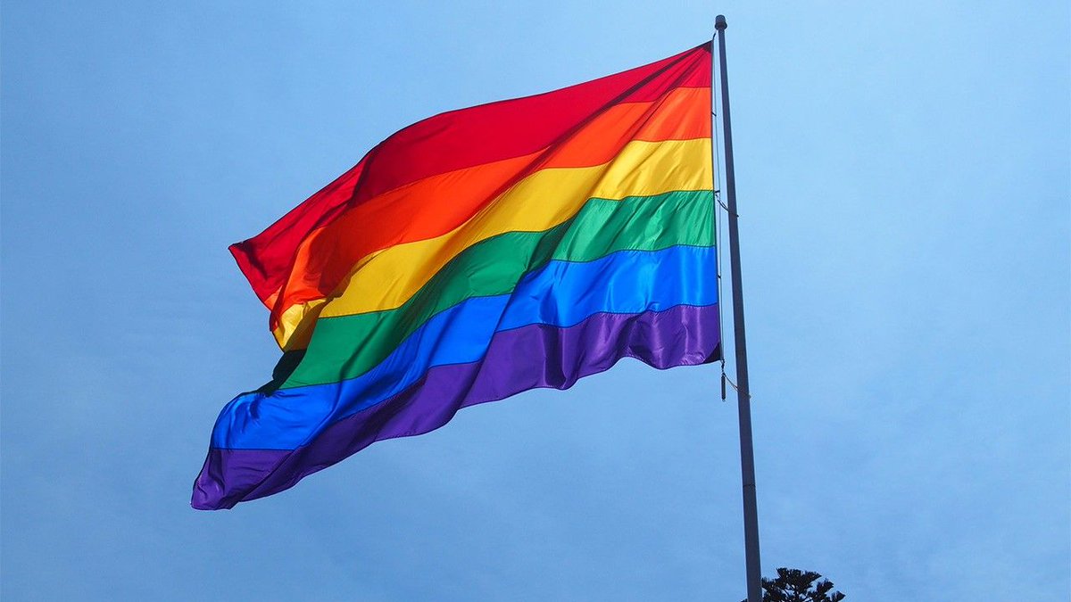 LeonelCarlosPG's tweet photo. Respect and support the LGBT community.
#ManlinessIn3Words https://t.co/L5dFjedRoX