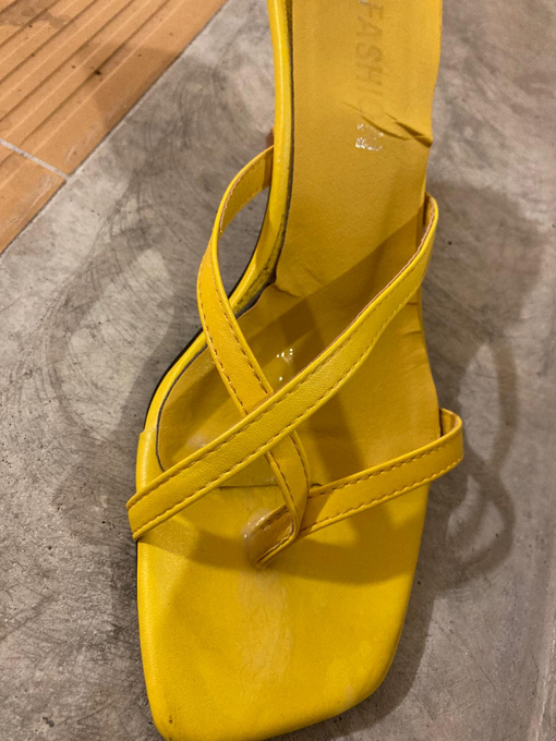 反應很好..來第2彈 那天晚上其實射了2雙..另外一雙也是很棒 黃色這對其實太爽了  #扫楼 #恋足 #打胶  #原味 #射鞋 #Cumshoes #射平底鞋 #Cumflats #掃樓 #洗樓 https://t<a href="/tag/%E6%89%AB%E6%A5%BC"class="tags">#扫楼</a><a href="/tag/%E5%8E%9F%E5%91%B3"class="tags"><span>#原味</span></a><a href="/tag/%E6%81%8B%E8%B6%B3"class="tags"><span>#恋足</span></a><a href="/tag/cumshoes"class="tags"><span>#cumshoes</span></a><a href="/tag/%E6%89%93%E8%83%B6"class="tags"><span>#打胶</span></a><a href="/tag/%E5%B0%84%E9%9E%8B"class="tags"><span>#射鞋</span></a><a href="/tag/%E5%B0%84%E5%B9%B3%E5%BA%95%E9%9E%8B"class="tags"><span>#射平底鞋</span></a><a href="/tag/cumflats"class="tags"><span>#cumflats</span></a><a href="/tag/%E6%B4%97%E6%A8%93"class="tags"><span>#洗樓</span></a>