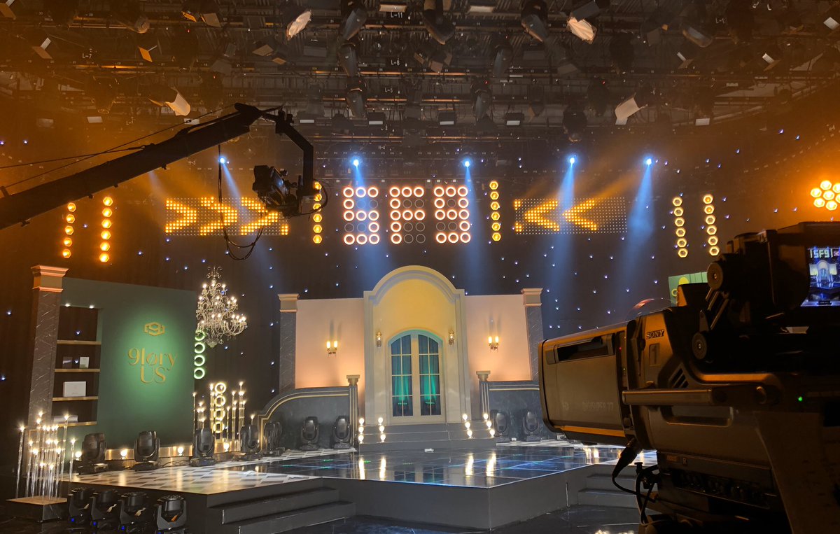 sf9towel's tweet photo. ~여름 수건이 날 춤추게해 무대 준비 중~ 

30분 뒤 CJmall 앱에서 
홈쇼핑 준비과정 live로 보여준다는 소식 

🔜 퐐로미 퐐로미 

🔗 https://t.co/VrlEnjQ1Oe

#CJ오쇼핑 #CJmall #여름향기가날춤추게해 #SF9 #셒구타월 https://t.co/OY4W4exIpF