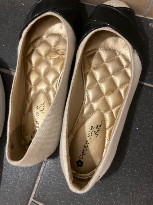 這對平底超香 超舒服...相信誰聞到也會玩 超爽!  #扫楼 #恋足 #打胶  #原味 #射鞋 #Cumshoes #射平底鞋 #Cumflats https://t.co/7vfQ4PKEwn<a href="/tag/%E6%89%AB%E6%A5%BC"class="tags">#扫楼</a><a href="/tag/%E6%81%8B%E8%B6%B3"class="tags">#恋足</a><a href="/tag/%E6%89%93%E8%83%B6"class="tags">#打胶</a><a href="/tag/%E5%8E%9F%E5%91%B3"class="tags">#原味</a><a href="/tag/%E5%B0%84%E9%9E%8B"class="tags">#射鞋</a><a href="/tag/cumshoes"class="tags"><span>#cumshoes</span></a><a href="/tag/%E5%B0%84%E5%B9%B3%E5%BA%95%E9%9E%8B"class="tags"><span>#射平底鞋</span></a><a href="/tag/cumflats"class="tags"><span>#cumflats</span></a>