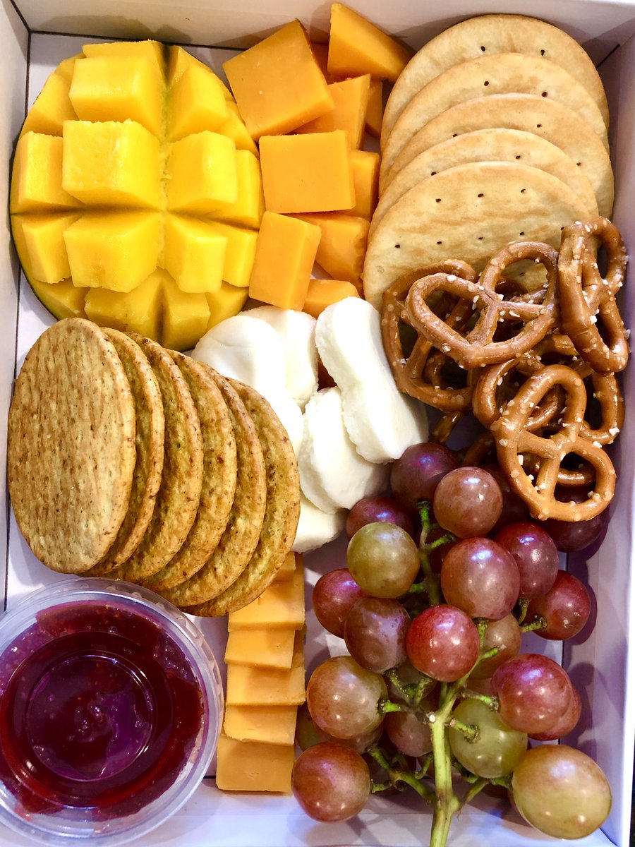 aariasxo's tweet photo. Planning a picnic date with your friends/significant other?👀 BitesnBask got ya covered!🧺🧀🍇
Just bring a blanket and we got the rest. Delivery is available in both NJ/NY. Follow us on IG @bitesnbask for more info! #smallbusiness https://t.co/jKkQpNiFxx