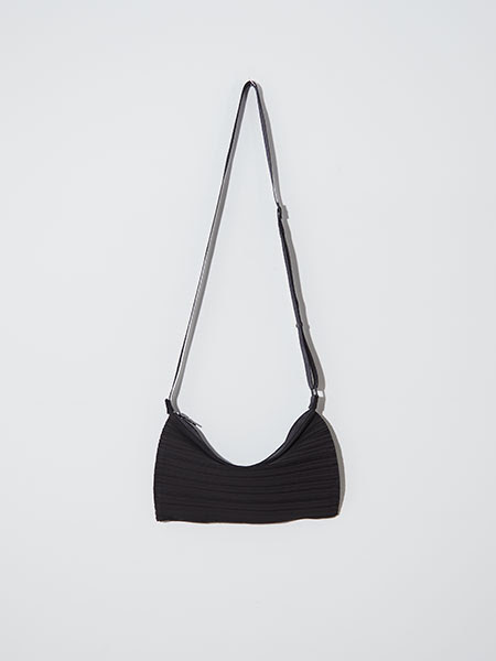 LaGarconne's tweet photo. A Piece of Cloth — Latest pieces from Issey Miyake + New Styles Added to Sale &amp; Further Reductions Up to 60%

https://t.co/u4pQAbIRIW
https://t.co/nKwcCJEBET https://t.co/uICap4XRDM