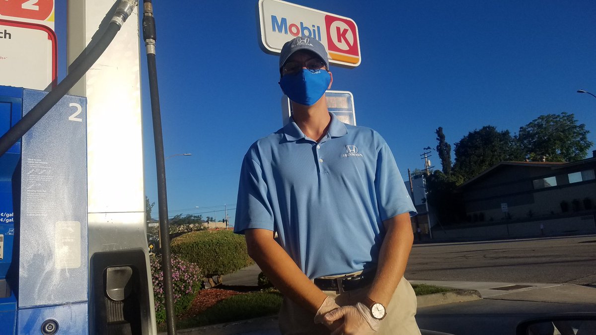spotteraaricka's tweet photo. @HelpfulHonda Thank You. Early morning ice cream and free gas best morning this year. https://t.co/64eNQjyURg