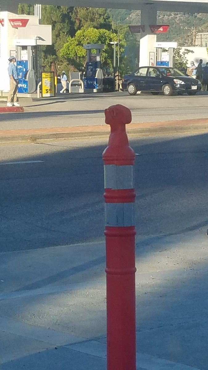 spotteraaricka's tweet photo. @HelpfulHonda Thank You. Early morning ice cream and free gas best morning this year. https://t.co/64eNQjyURg