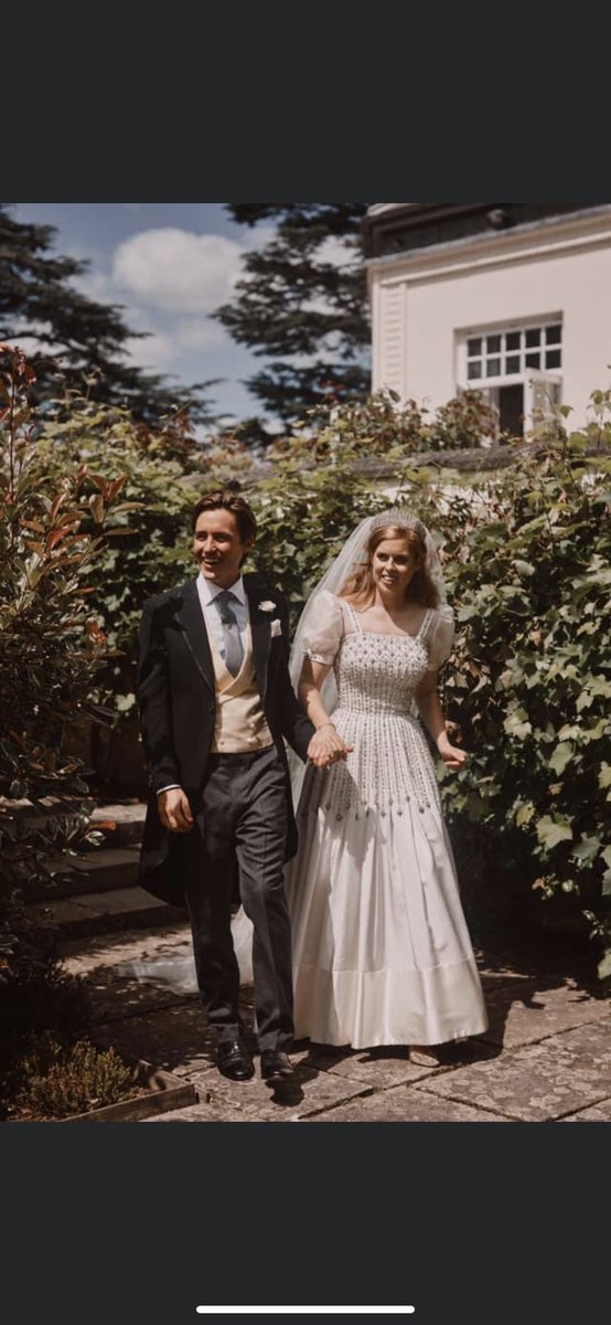 cupachastafford's tweet photo. Two more 📸 #stafford #wdyt #royalwedding #princessbeatrice #princessbeatriceofyork #moresnaps #weddingpictures #justreleased #royalfamily #royaltearoom https://t.co/Fi2wob5S5R