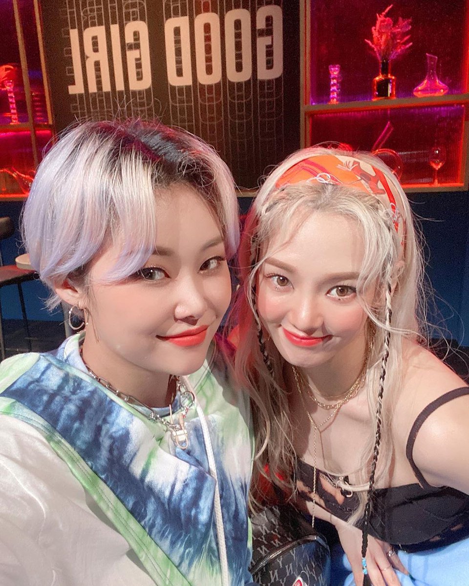 hyoseofrance's tweet photo. ∷📷∷ 04.07.20┋HYOYEON┋INSTAGRAM
« .
#Turl
#goodgirl »
____________________
©HYOSEOFRANCE┋hyoyeon_x_x┋SeulHyo https://t.co/HHl4u7WSYH