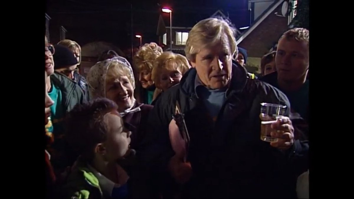 WEATHERFIELDM10's tweet photo. Ken Barlow:
"I'm proud of where I come from. I've lived here all my life. I've seen alot of people come and go, alot of changes, alot of dramas down this street."
#Corrie40
Live Episode: 8th Dec 2000
Writter: Peter Whalley
Director: Tony Prescott
#ClassicCoronationStreet https://t.co/ipTsIktEcD