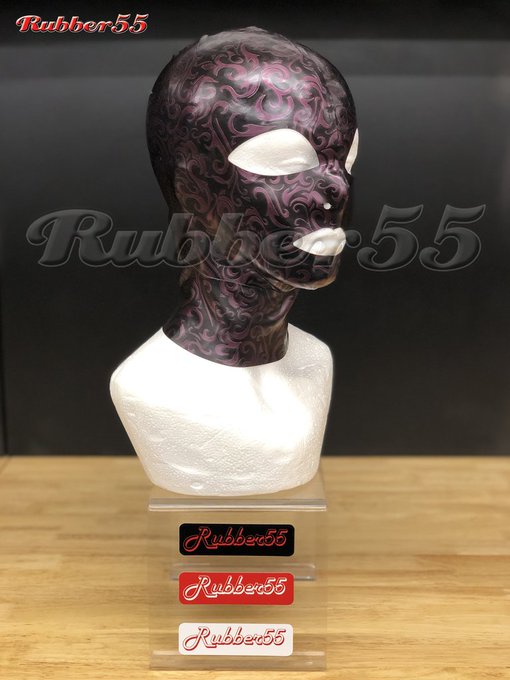 I love hoods. Can't wait for my new rubber 55 hood to turn up, how gorgeous is the pattern!. Amazing<a href="/tag/mistress"class="tags"><span>#mistress</span></a><a href="/tag/flr"class="tags"><span>#flr</span></a>