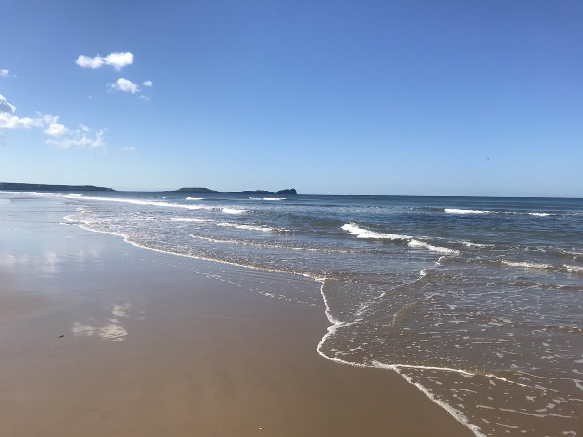 Beautiful day today in #llangennith #gower
