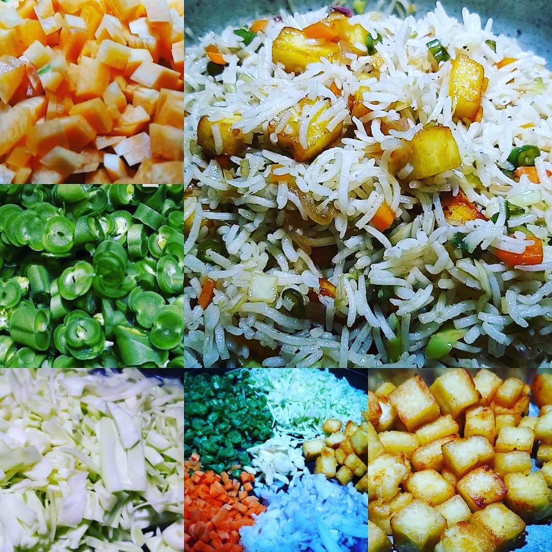 'Sometimes All you need is a Little Splash of COLORS' 🌈😍.
Sirf  Life nahi ,food bhi Colorful hona chahiye.🤗😍.I always love adding more veggies into my food 😇😍. 
Do you??

#PaneerFriedRice 
#SundayLunch
#EatColorfulVarietyEveryday