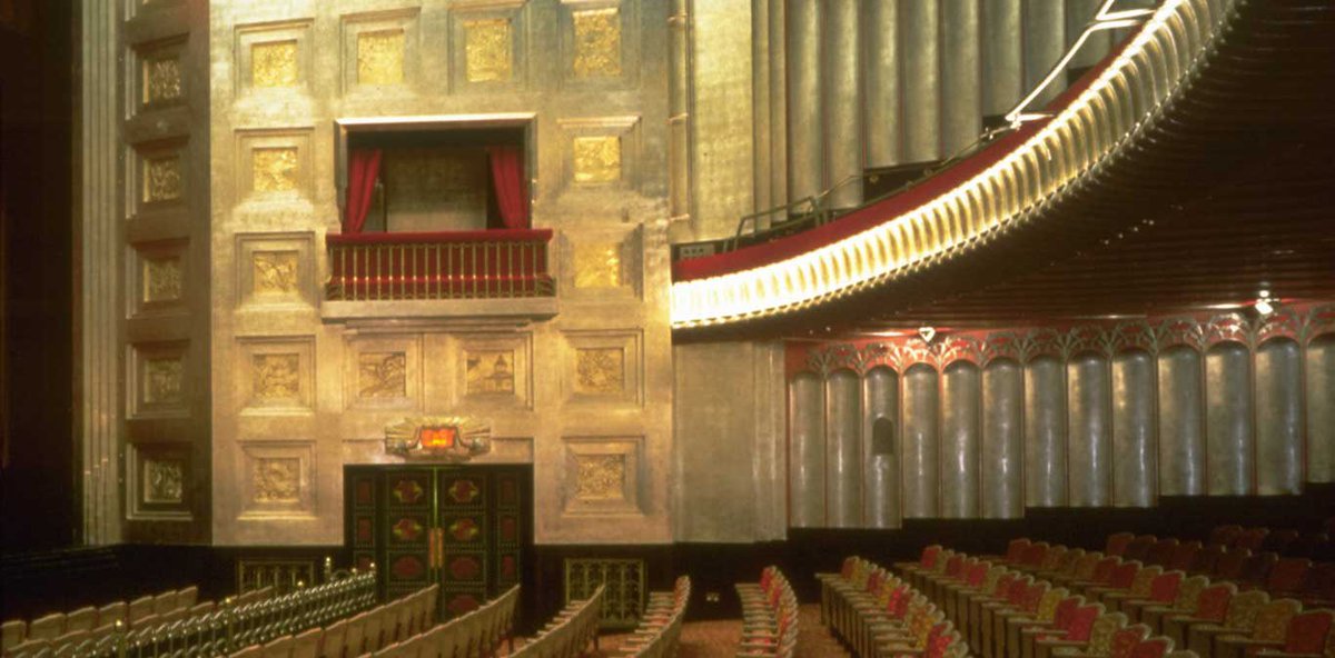 SavoyTheatreLdn's tweet photo. On this day in 1993 The Savoy Theatre reopened its doors following extensive structural rebuilding and interior repairs. It had been destroyed by fire on 12th February 1990, but was completely restored to its Art Deco magnificence. 

#Westend #Theatre #Archive #History https://t.co/M8hEEDDaMg