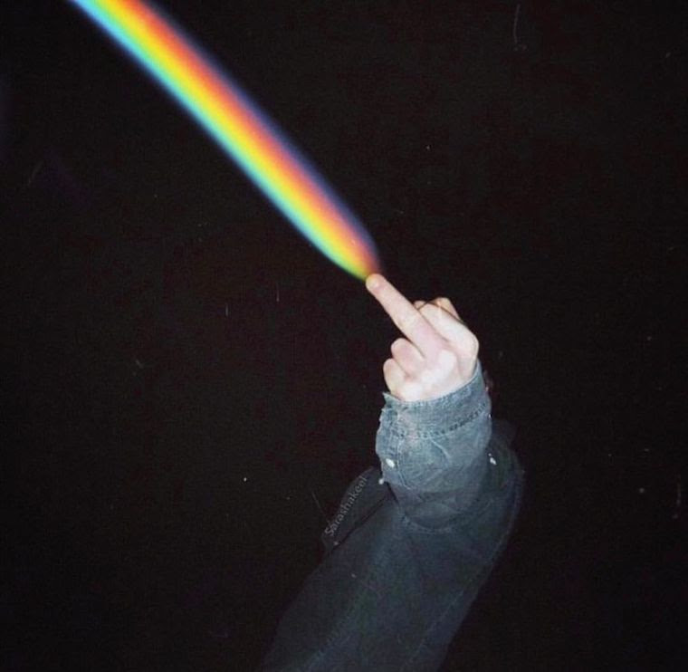 #FindingBeauty N°15 is out! All That Glitter is Gold; Instant Comfort Food; The Stadium Of Trees: mailchi.mp/7e84a84b4b56/f…