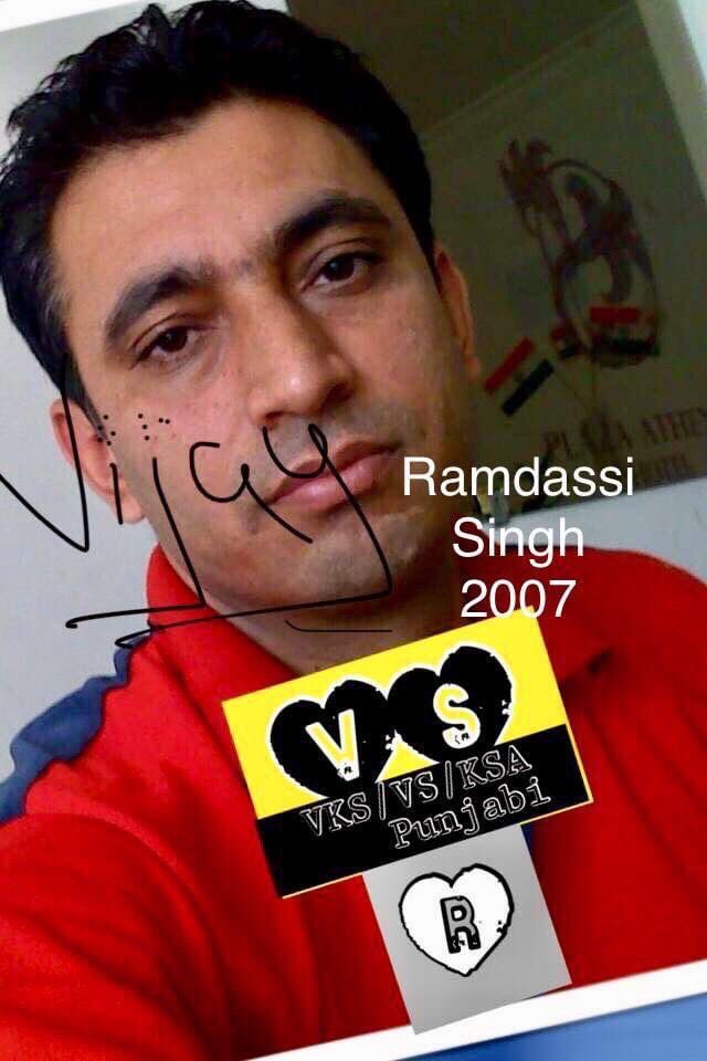 kumar5_vijay's tweet photo. ਿਵਜੈੇ ਕੁਮਾਰ VS Punjabi Govtment promise with me all World help Maskeen Person make World Market Mr Vijay Kumar Sandhu Ramdassi Singh https://t.co/AVJy32QEoz