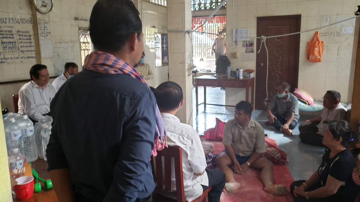 meach_sovannara's tweet photo. A former President of CNRP, who is Kem, Sokha was visited Mr.Hong Samchet was stroke. https://t.co/sNfLGcf5bp