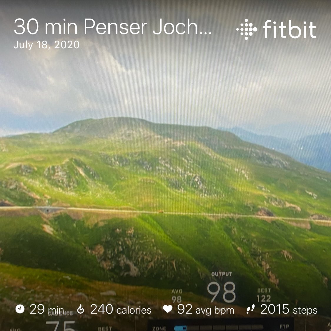 SpartyHawkCache's tweet photo. “Riding Through The Italian Countryside!” 🇮🇹
(WEIGHT: 203.4 LBS)
(TEMP: bedroom climate)
(EXERTION: 30 mins on @onepeloton Penser Joch Scenic Ride workout)
Riding late ... leads to lousy results. #TimeToReFocus
#Mountains #Valleys #Trails https://t.co/kSjX68xTsW
