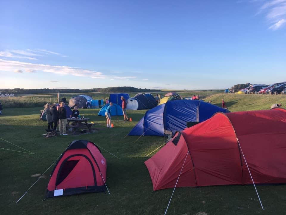 LHolt99's tweet photo. #EastNeuk is delighted to give visitors a warm and safe welcome back, but #RubyBay &amp;  #LadysTower at Elie are not campsites. They lack facilities &amp; the sheer volume of overnighters are making them unsafe. Please go to a licensed campsite/caravan park instead. https://t.co/YaSevHRrnx