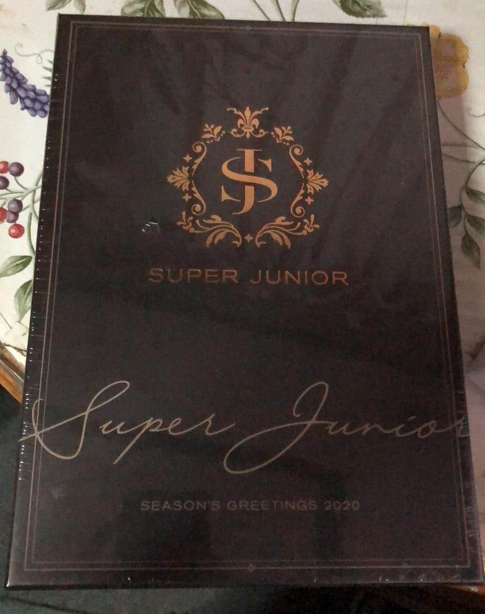 pixelblueph's tweet photo. 2020 Season's Greetings
Sealed

SHINee (2)
EXO (2)
Super Junior (1)

₱1,250 https://t.co/WdOzPhBMlq