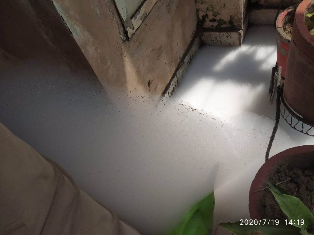 CapetownKa's tweet photo. After rains today, all drains were clogged and harmful gaseous substances are coming out of balcony in cb2/001 @Supertechltd for such hazardous conditions we are paying high cam? @capeowners @NOFAATIMES @CeoNoida @CPCB_OFFICIAL @CMUPittCompBio @noida_authority @7xNoida @Noida7x https://t.co/GVtFmV2Iuo