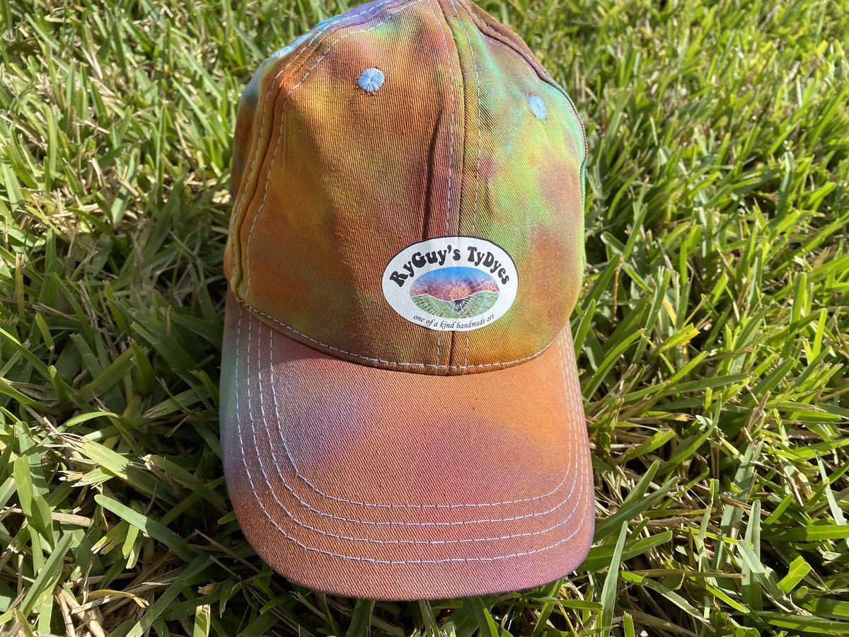 RyGuysTyDyes's tweet photo. GIVEAWAY GIVEAWAY GIVEAWAY

DO YOU LIKE FREEEEEEE HATS?

300 follower giveaway

Please like and Retweet to enter

If you wanna be extra nice tag a friend, follow my insta, or favorite my Etsy shop.

Thank you for reading, good luck on the giveaway and stay safe out there https://t.co/dbXd32LG0P