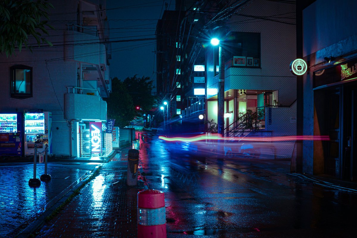 agkdesign's tweet photo. In motion //
#tokyo #japan #notripod #handypod https://t.co/7SX70BlfLj