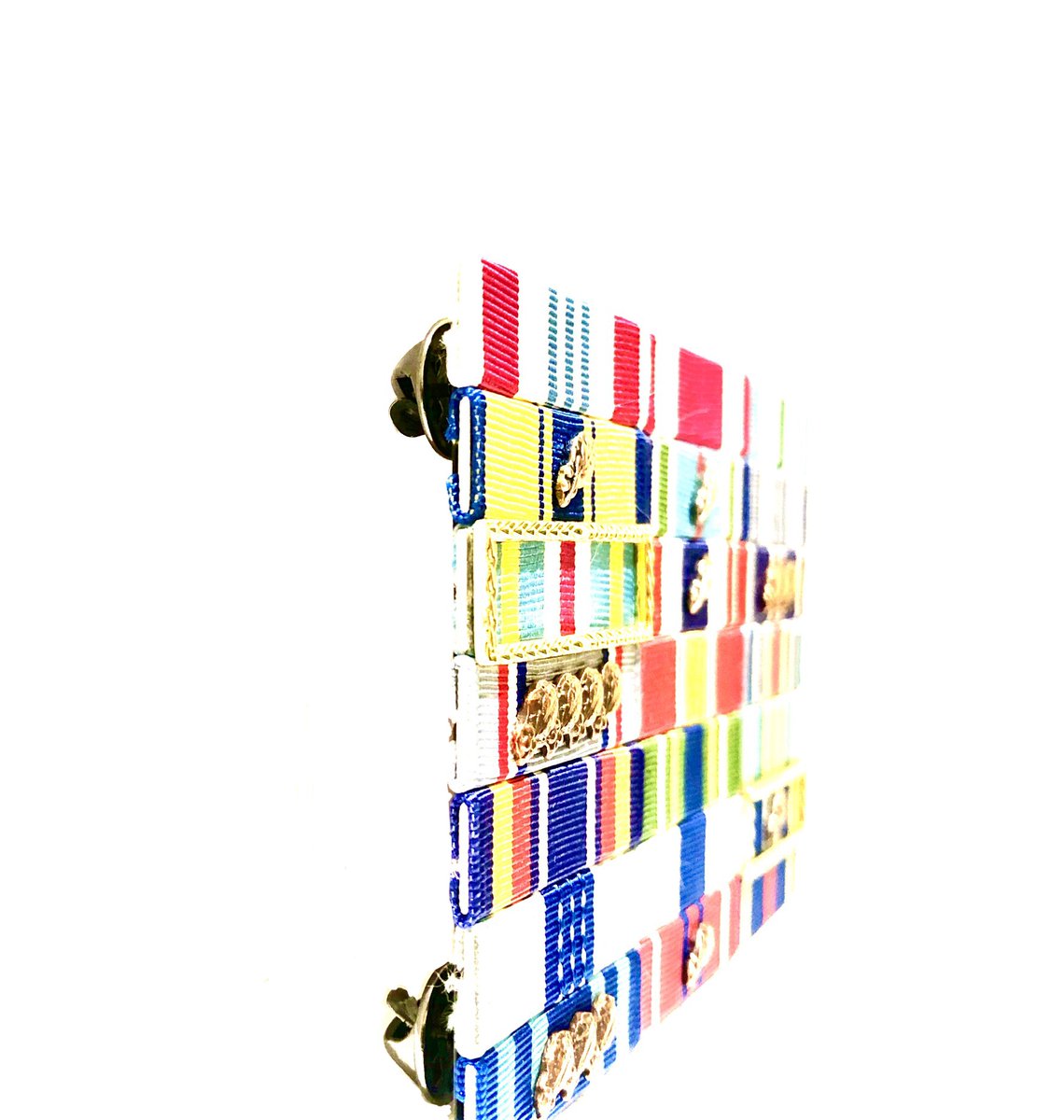 PiniTCard's tweet photo. MAGIC RACK-🧲Magnetic Thin Ribbons🧲 The look and feel of thin ribbons except you just but the one you need. Each ribbon is  magnetic!!!  https://t.co/9iW8EzJ0sn

#pinitcard #magicrack #Military #Navy #USAF #USArmy #USMC #USCG https://t.co/Via8LHFQEp