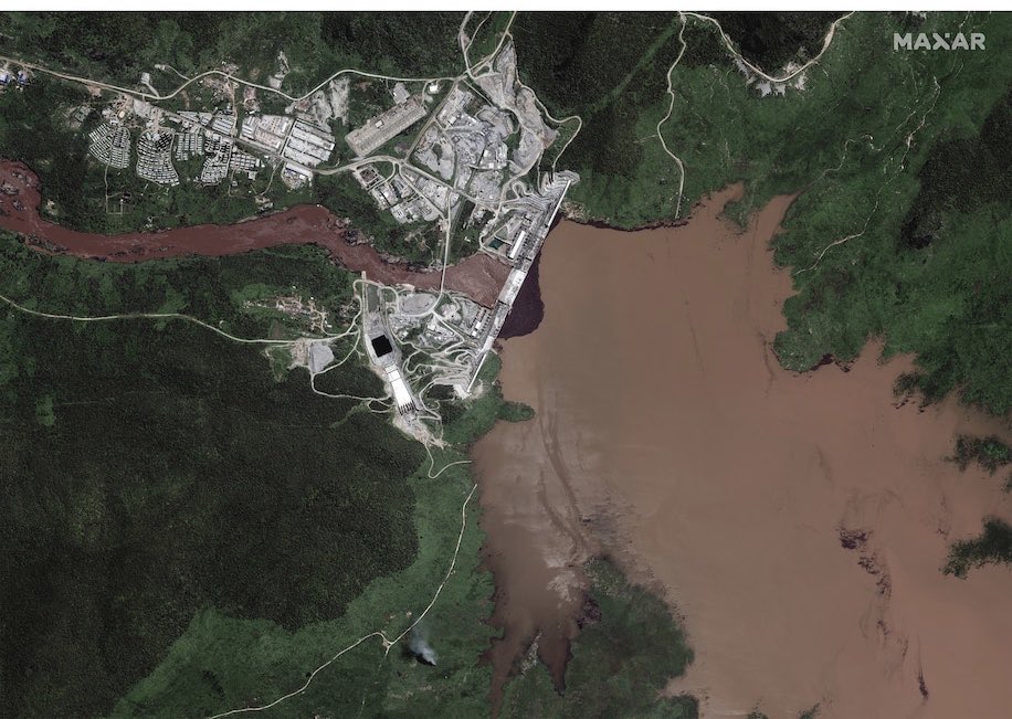 The <a href="/nytimes/">The New York Times</a> says: “In reality, Egypt faces no immediate threat to its water security even if #Ethiopia proceeds with the fill (#GERD) as planned this month....with ample reserves of water behind Egypt’s own dam on the Nile, at Aswan”. #FILLTHEDAM <a href="/declanwalsh/">Declan Walsh</a> <a href="/seleshi_b_a/">Dr Eng Seleshi Bekele</a>