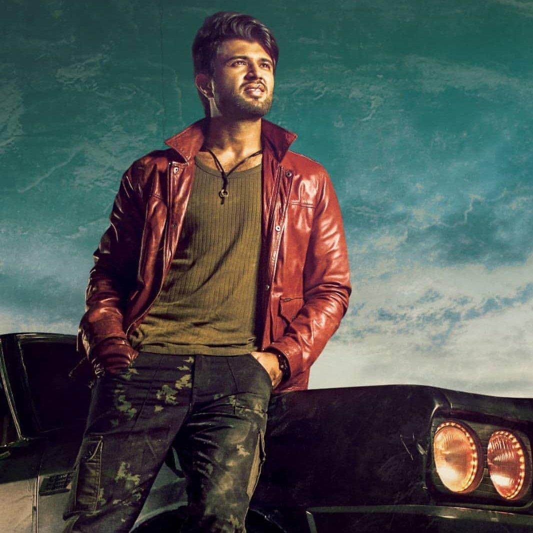ABHI_RASHU's tweet photo. #മലയാളത്തിന്റെസ്വന്തംVIJAYDEVERAKONDA
Make it Make it Fast.
Fast as fast as you can Rowdies🔥🔥✨💖💖
#VD10 #VDOF #AKVDFWA https://t.co/EieSkSj8BS