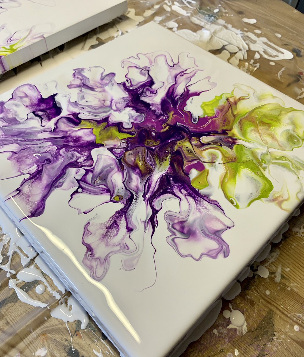 DonaldGregor's tweet photo. New painting, love these colours, Plum, Lime green, Davies grey and magenta. #art #artwork #artist #artontwitter #abstract #abstractart #abstractartist #fluidart #fluidsrtist #flowart #colour #texture https://t.co/4MBUcVreSr