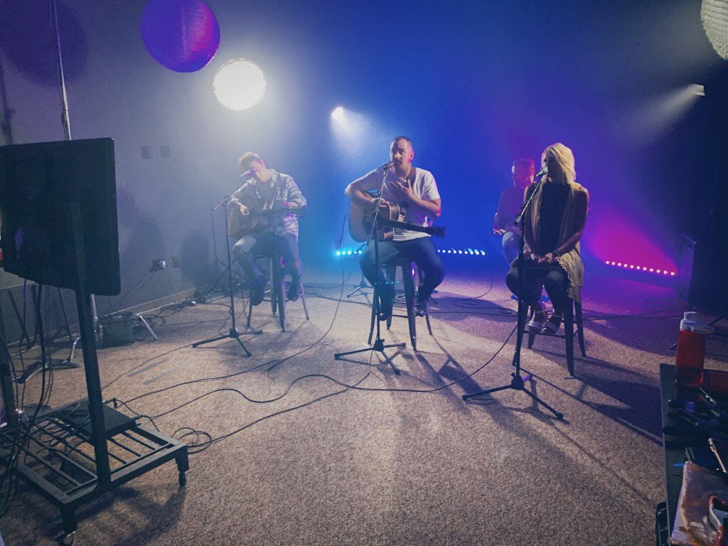 NewPointeChurch's tweet photo. DON’T 👏🏻 MISS 👏🏻 CHURCH 👏🏻 THIS 👏🏻 MORNING 👏🏻
Join us online at 9 or 11 a.m.!
______
#newpointechurch https://t.co/39m0lBeNDw