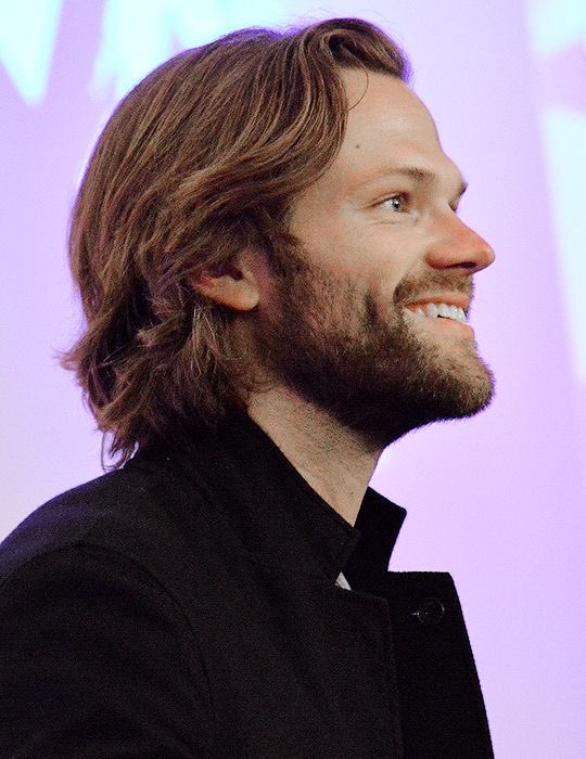 J2winchester2's tweet photo. HAPPY BIRTHDAY AGAIN AND AGAIN JARED PADALECKI I LOVE YOU SO MUCH THANK YOU FOR BEING SO SWEET AND AMAZING AND INSPIRATIONAL ILY❤️ #happybirthdayjared #happybdayjaredpadalecki
Check out my birthday edit for Jared here
https://t.co/mZbcnkxTEE https://t.co/bw6LiLLveQ