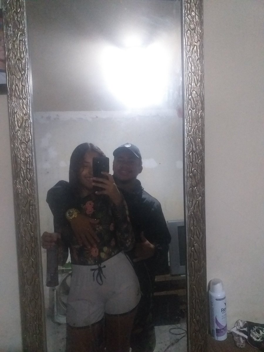 DayaneVictor5's tweet photo. Meu amor por vocês não tem fim👣🙏🥰 https://t.co/54O8IVoQ6a