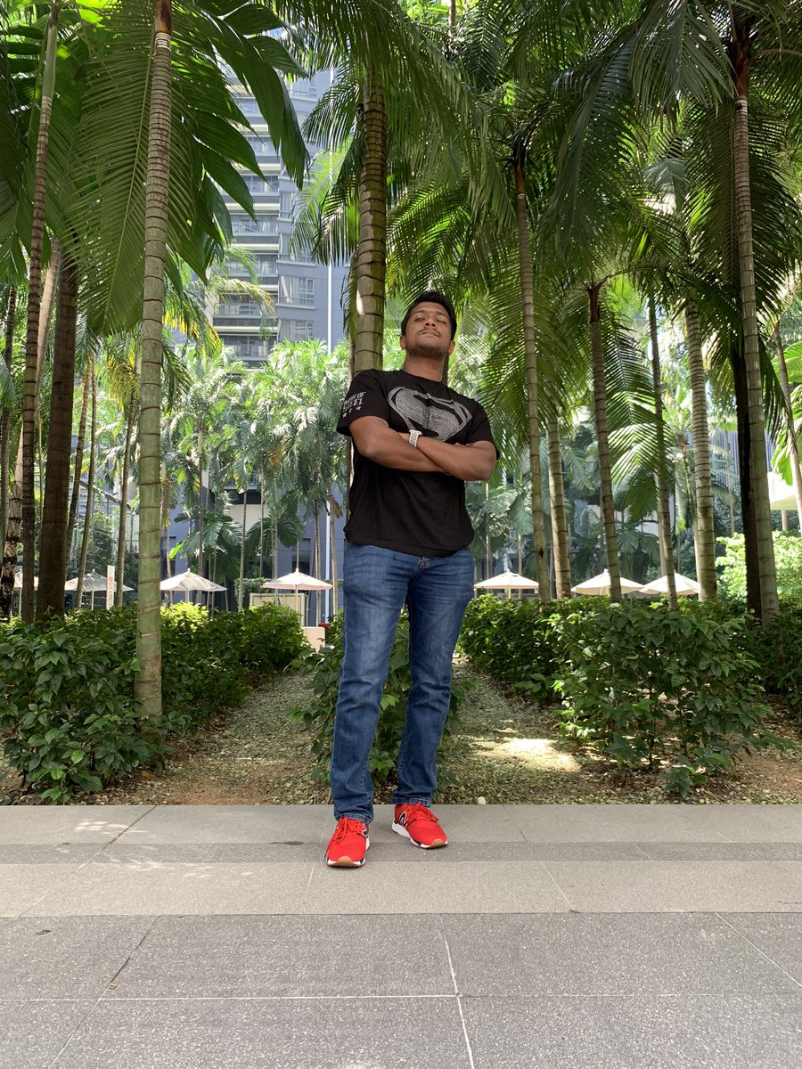 MFTSenathiraj's tweet photo. “If I go crazy then would you still call me #Superman...” #Kryptonite in background... #NB247 #RedShoes trademark! #ManOfSteel #BlackSuitSuperman #ZSJL2021 #releasethesnydercut @hbomax @ATT @newbalance @ZackSnyder #ZackSnydersJusticeLeague https://t.co/0GTwJ9zSCe