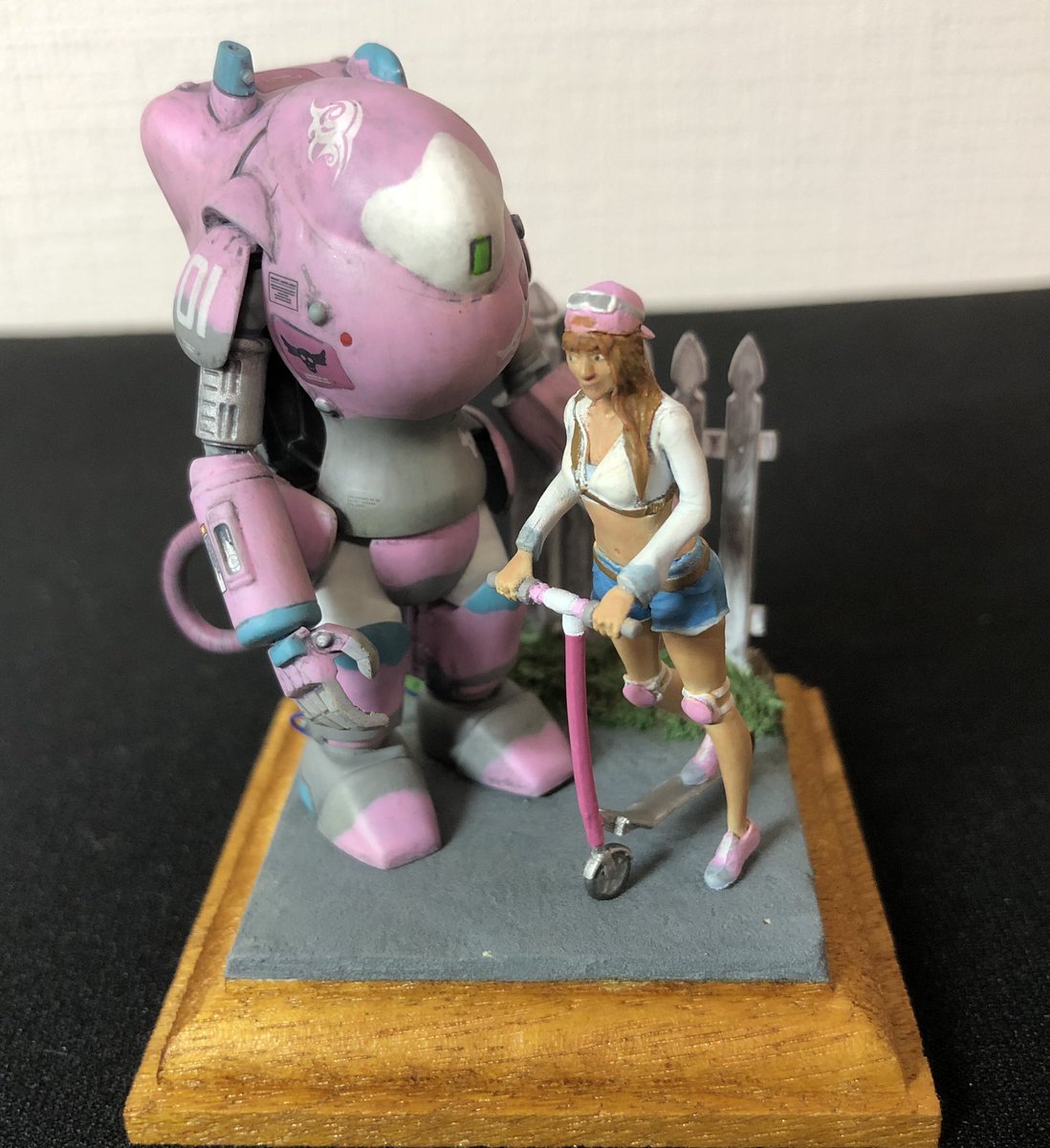 shrimp3_ebi's tweet photo. ガチャーネンvol.3ラプターとZLPLAのレーア完成しました。ぜんぜん経過なくコツコツやってました(^_^;)
1/35フィギュアを肉眼だけで塗装する限界を感じてます…あまり拡大せず広い心で見てやってください笑
#ガチャーネン #マシーネンクリーガー #maschinenkrieger #ZLPLA https://t.co/3hOiV2NA1M