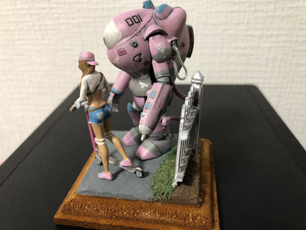 shrimp3_ebi's tweet photo. ガチャーネンvol.3ラプターとZLPLAのレーア完成しました。ぜんぜん経過なくコツコツやってました(^_^;)
1/35フィギュアを肉眼だけで塗装する限界を感じてます…あまり拡大せず広い心で見てやってください笑
#ガチャーネン #マシーネンクリーガー #maschinenkrieger #ZLPLA https://t.co/3hOiV2NA1M